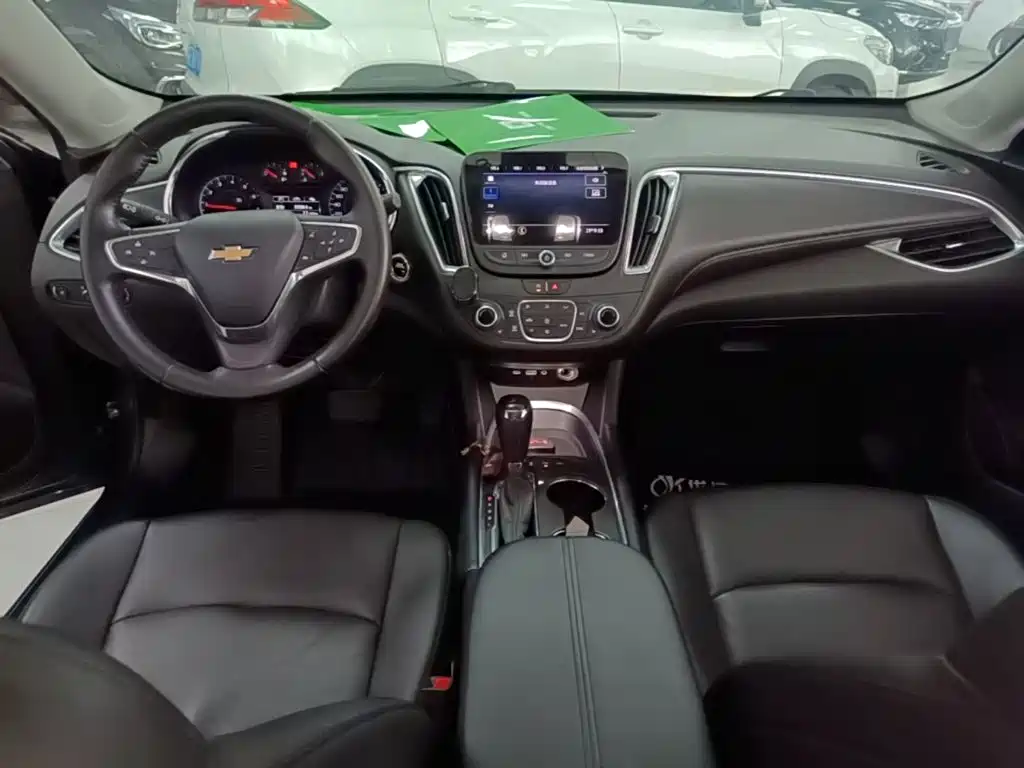 Chevrolet Malibu XL — миниатюра 10