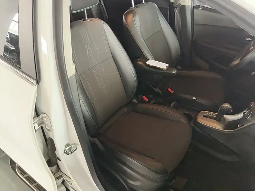 Chevrolet Trax — миниатюра 25