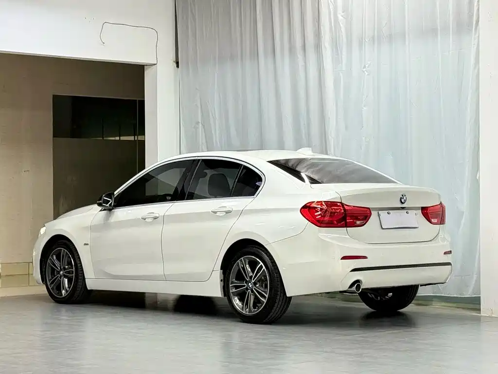 BMW 1 Series — миниатюра 2