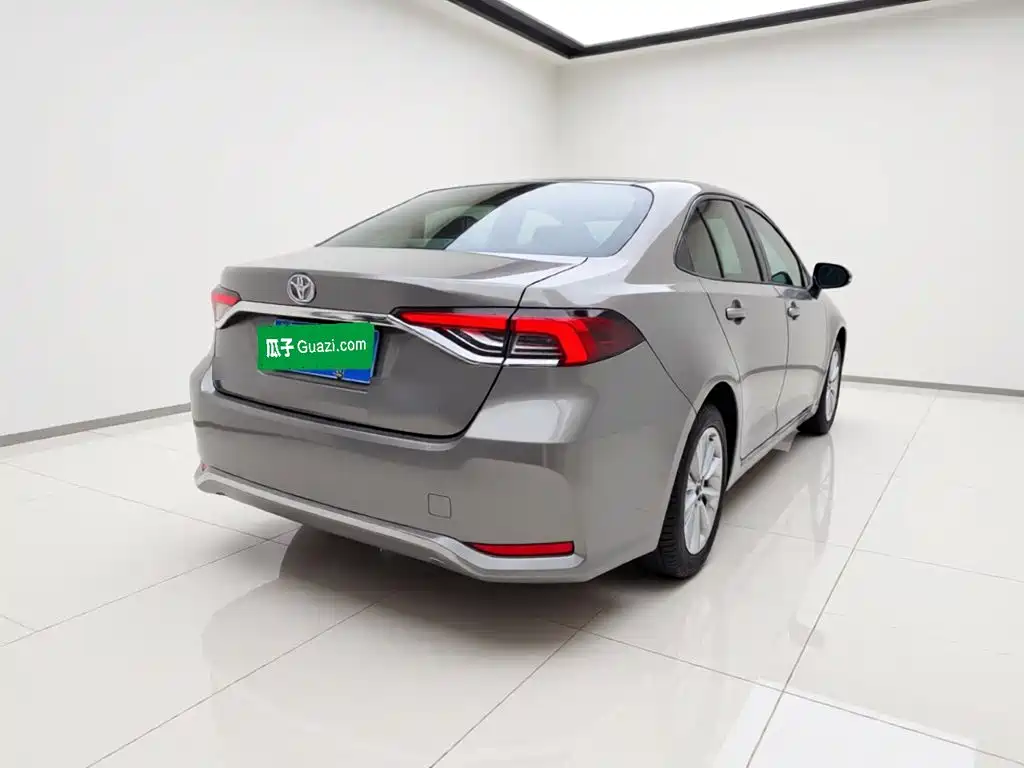 Toyota Corolla — миниатюра 6