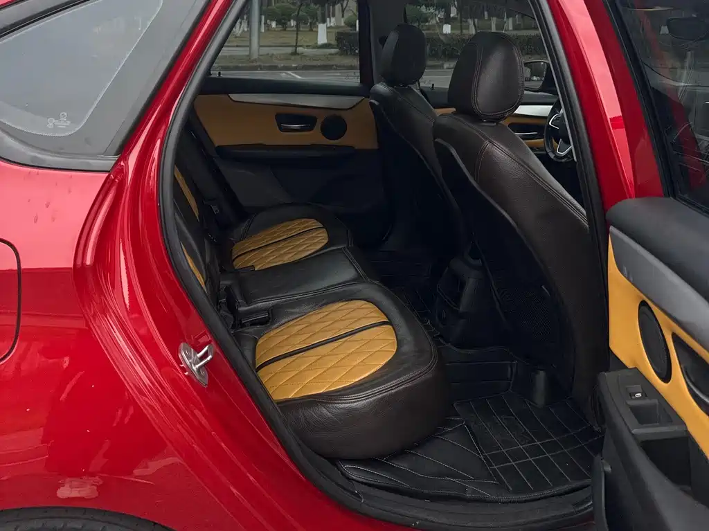 BMW 2 SERIES STATION WAGON