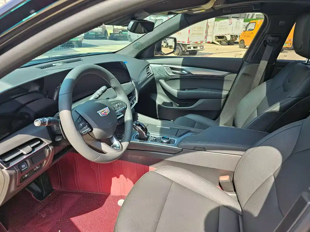 Cadillac CT5 2025 28T Sport