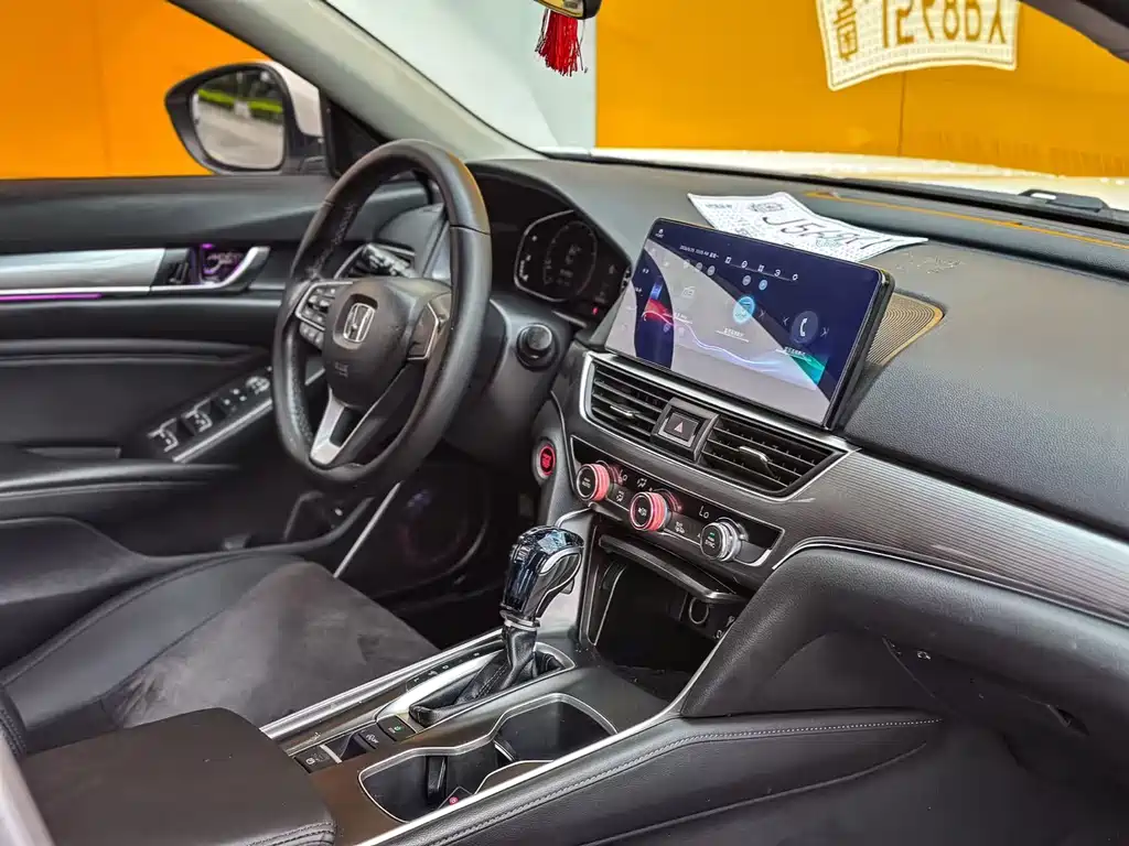 Honda Accord 2022 260TURBO Luxury
