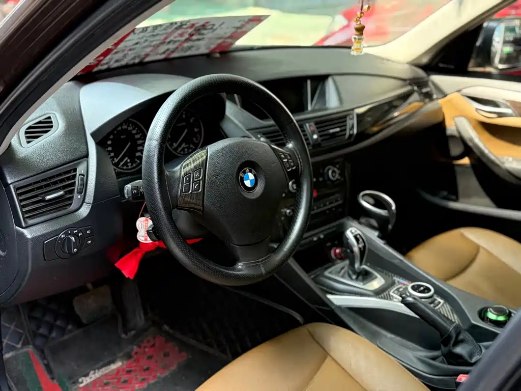 BMW X1 (Import) — миниатюра 7