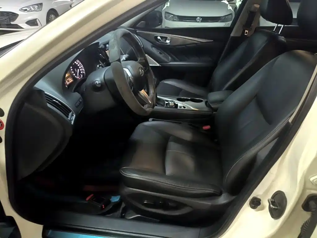 Infiniti Q50L — миниатюра 15