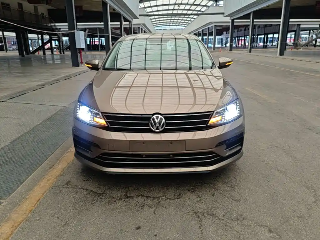 Volkswagen Sagitar — миниатюра 3