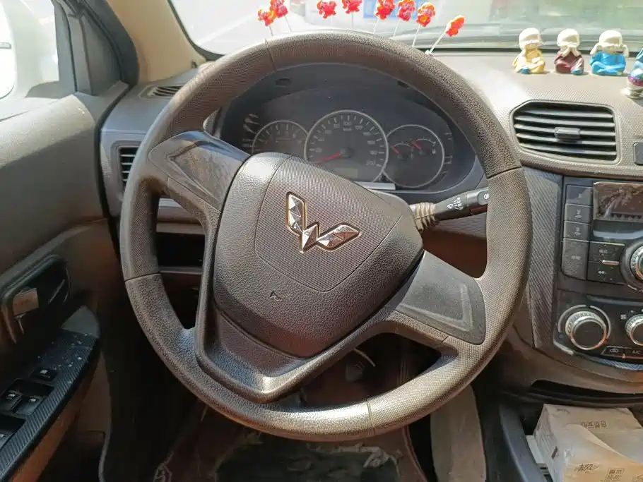 Wuling Hongguang — миниатюра 15