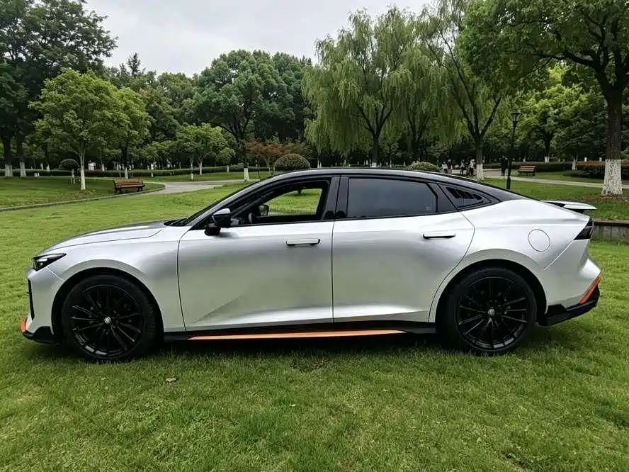 Changan UNI-V — миниатюра 8