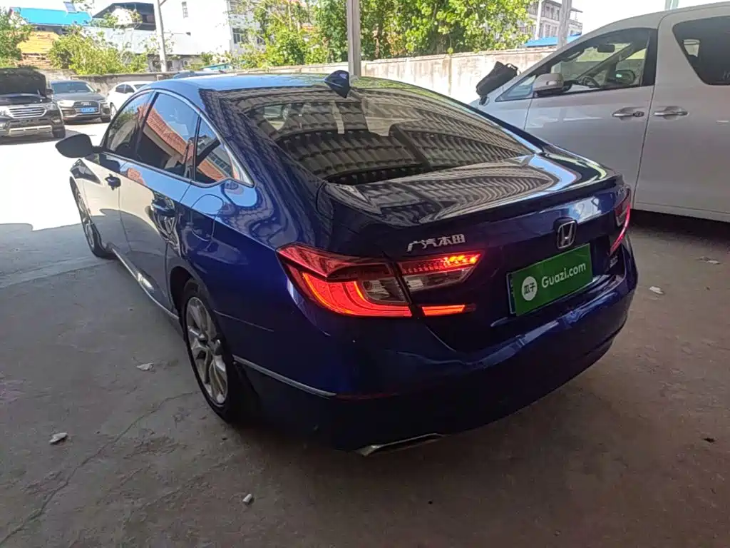 Honda Accord — миниатюра 5