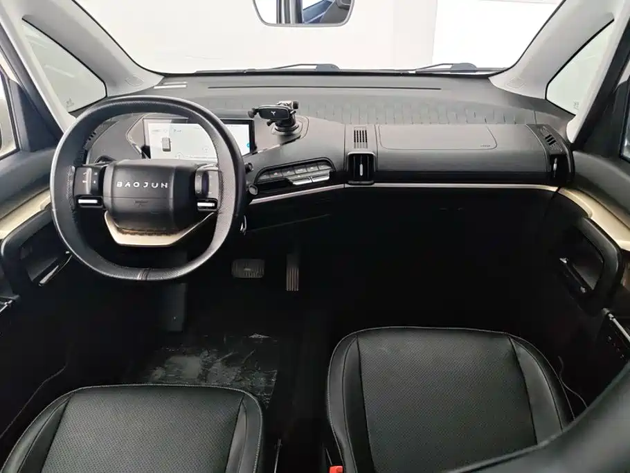 Baojun KiWi EV — миниатюра 12