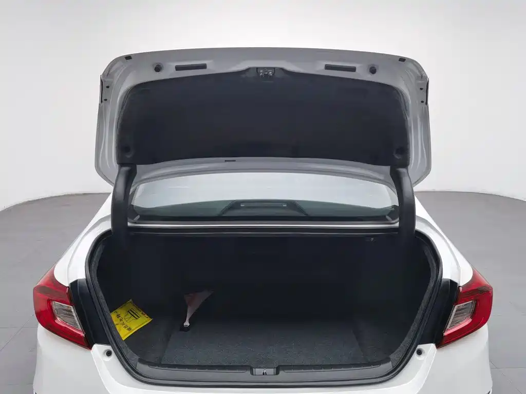 Honda Accord — миниатюра 16