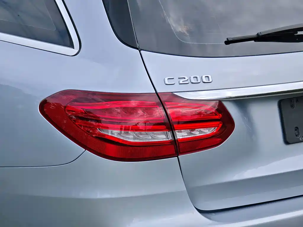 Mercedes-Benz C-Class (Import) — миниатюра 23