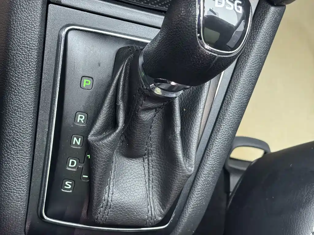 Skoda Yeti TSI280 DSG Forward Edition, фото 11