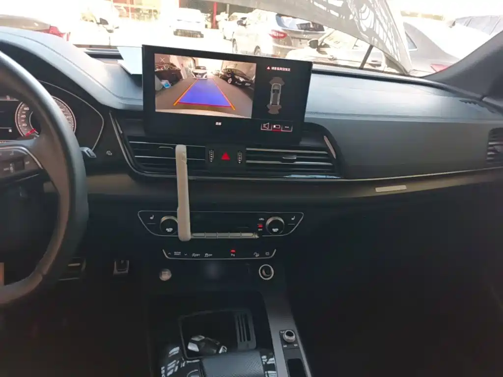 Audi Q5L — миниатюра 13