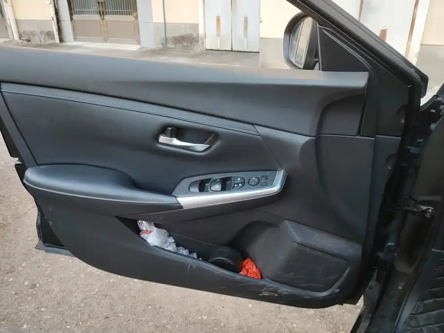 Nissan Sylphy — миниатюра 7