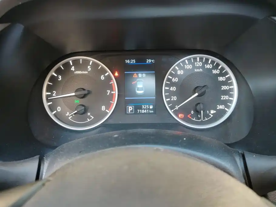 Nissan Sylphy — миниатюра 14