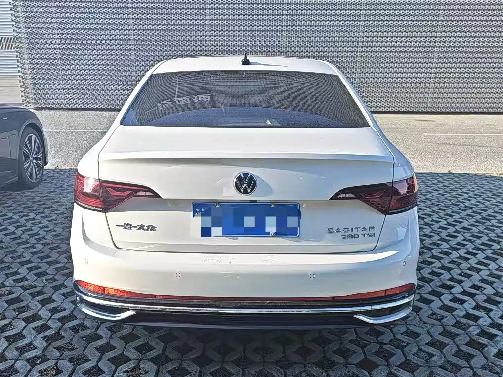 Volkswagen Sagitar — миниатюра 4