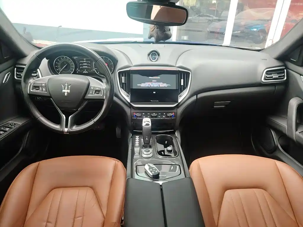 Maserati Ghibli — миниатюра 10