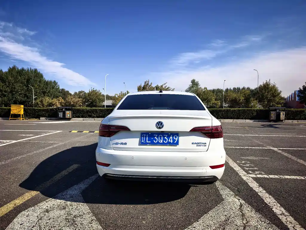 Volkswagen Sagitar — миниатюра 5