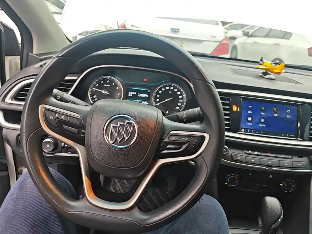 Buick Excelle — миниатюра 10