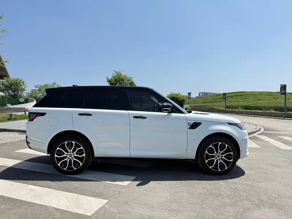 Land Rover Range Rover Sport 2022 3.0 L6