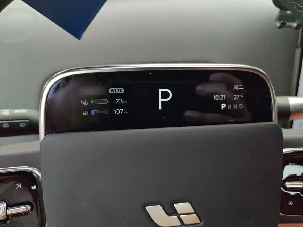 Li Auto Li L8 — миниатюра 4