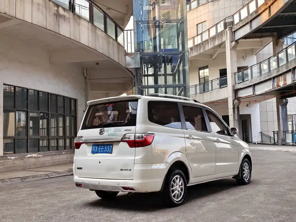 BAW Weiwang M30 — миниатюра 4