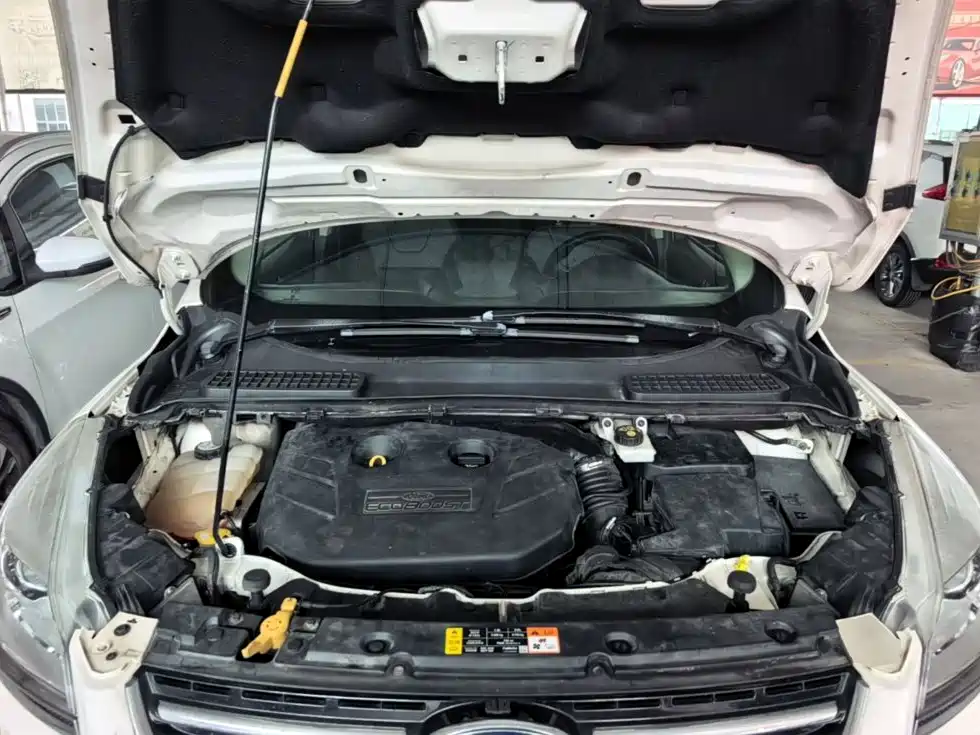Ford Kuga — миниатюра 20