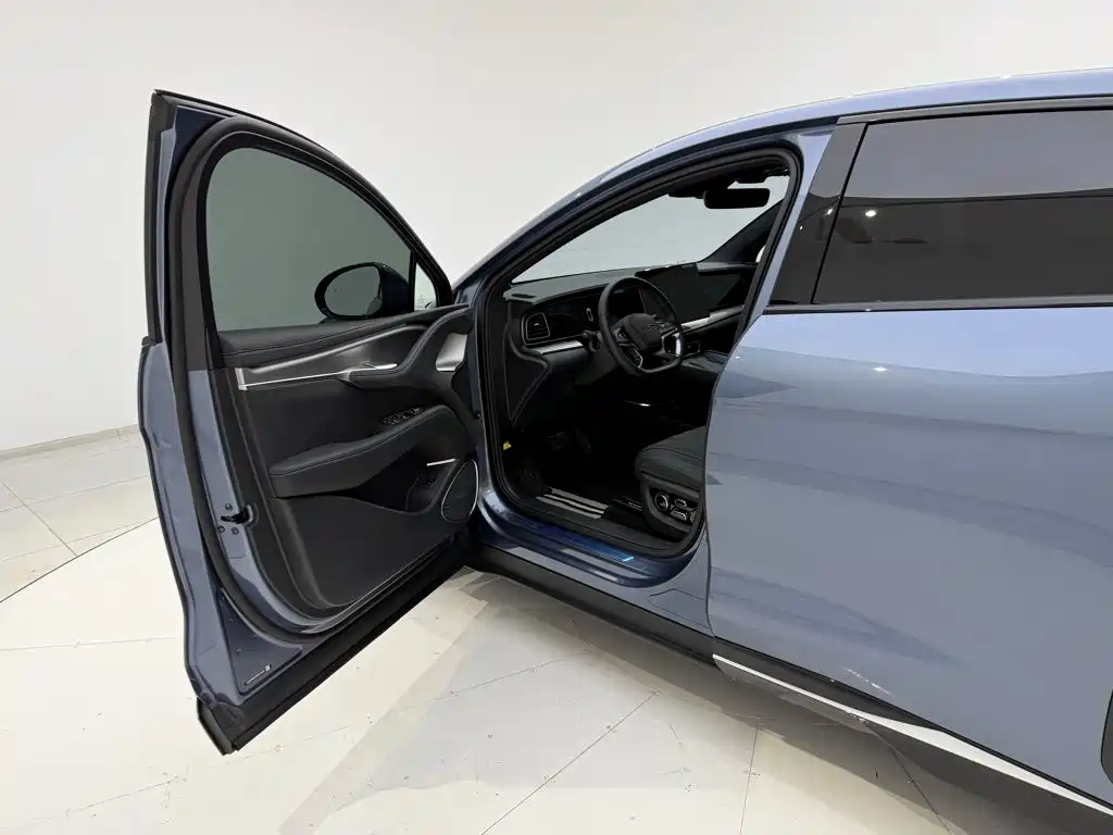 BYD Sealion 07 EV — миниатюра 21