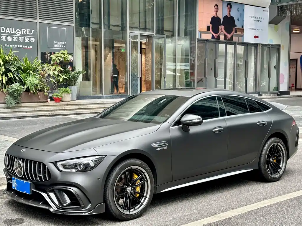 MERCEDES-BENZ AMG GT