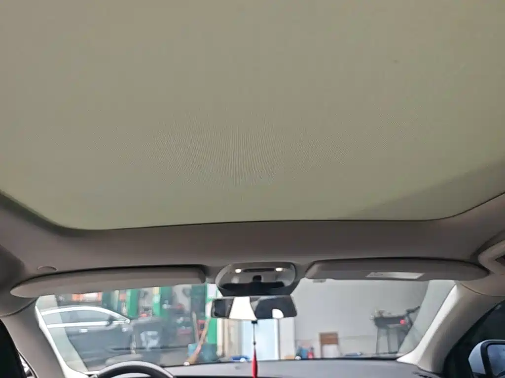 Volvo V40 — миниатюра 18