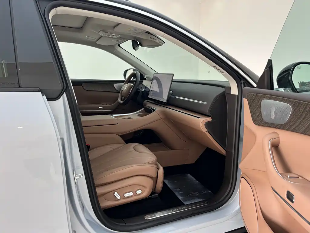 Leapmotor C11 2026 640