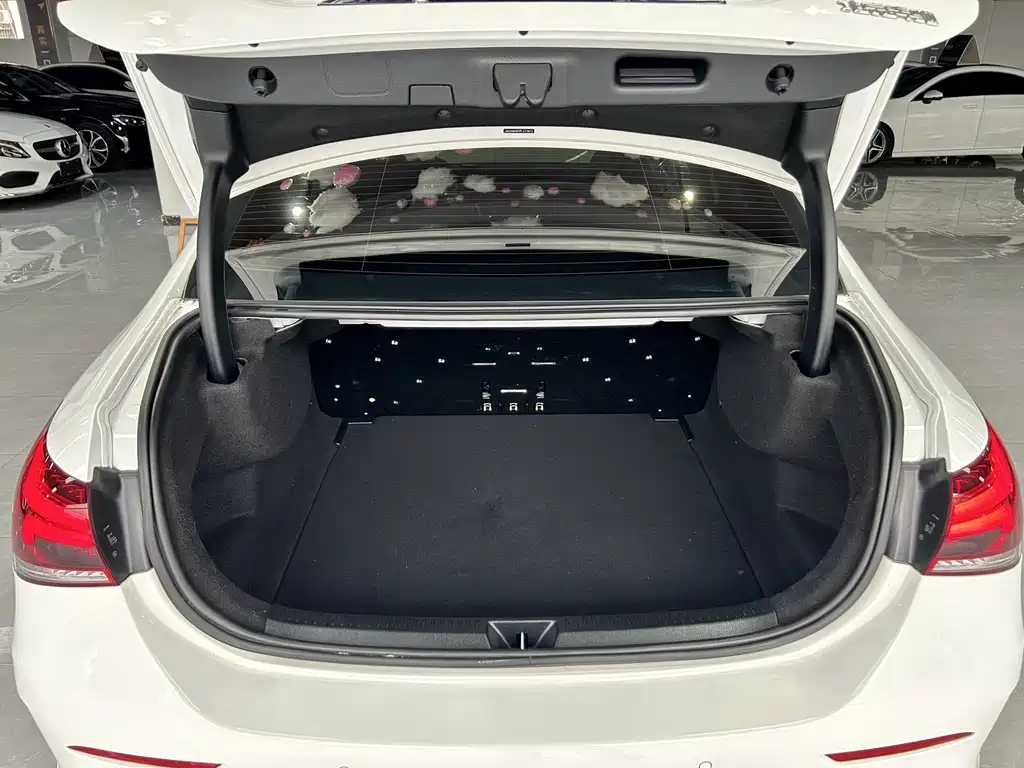 MERCEDES-BENZ A CLASS