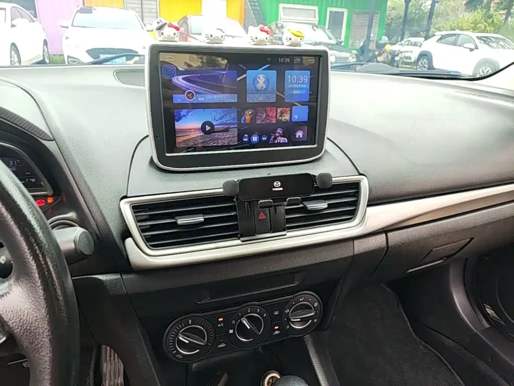 Mazda 3 Axela — миниатюра 13