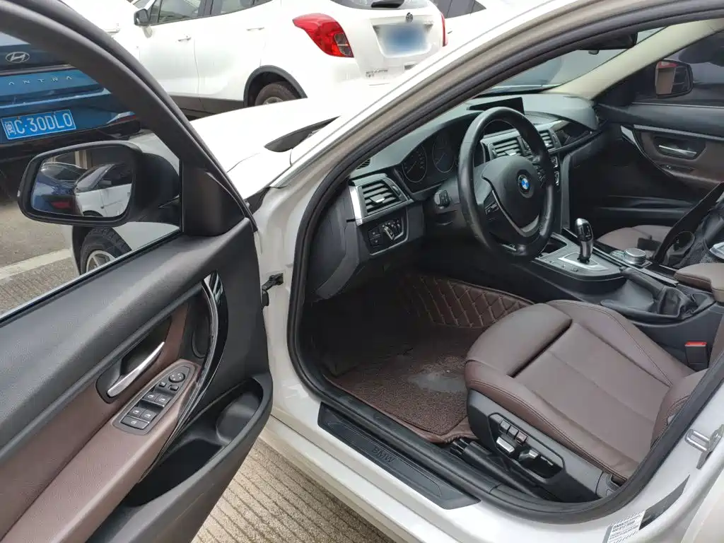 BMW 3 Series — миниатюра 16