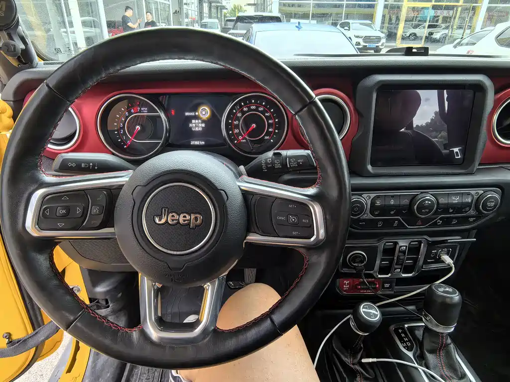 Jeep Wrangler — миниатюра 10