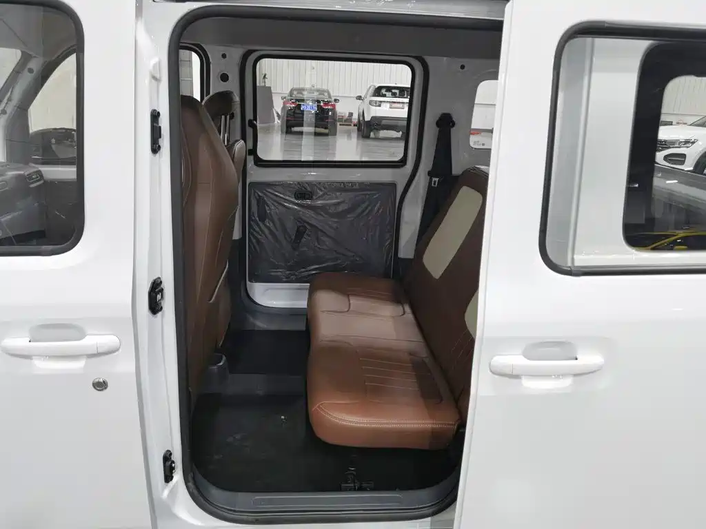 Wuling Zhiguang EV — миниатюра 15