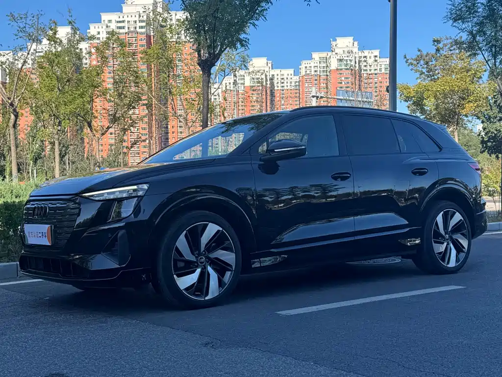Audi Q5 e-tron