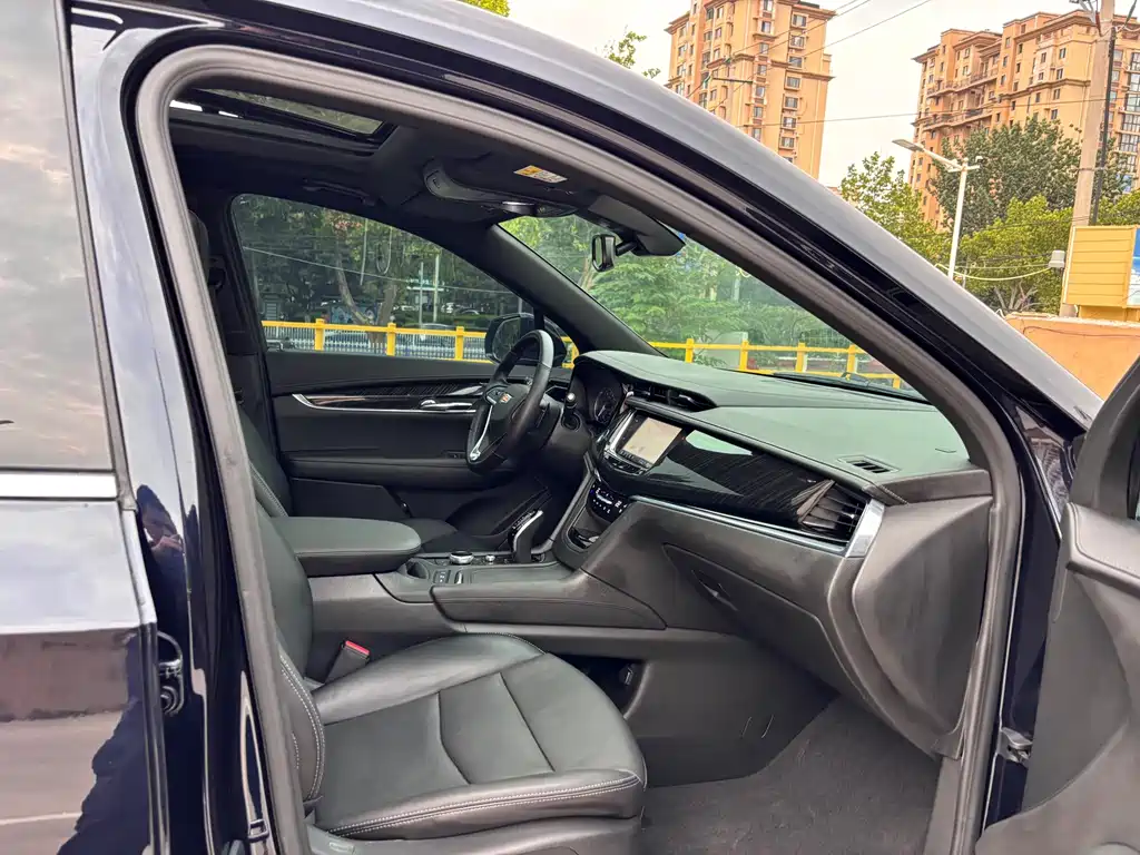 Cadillac XT6 — миниатюра 16
