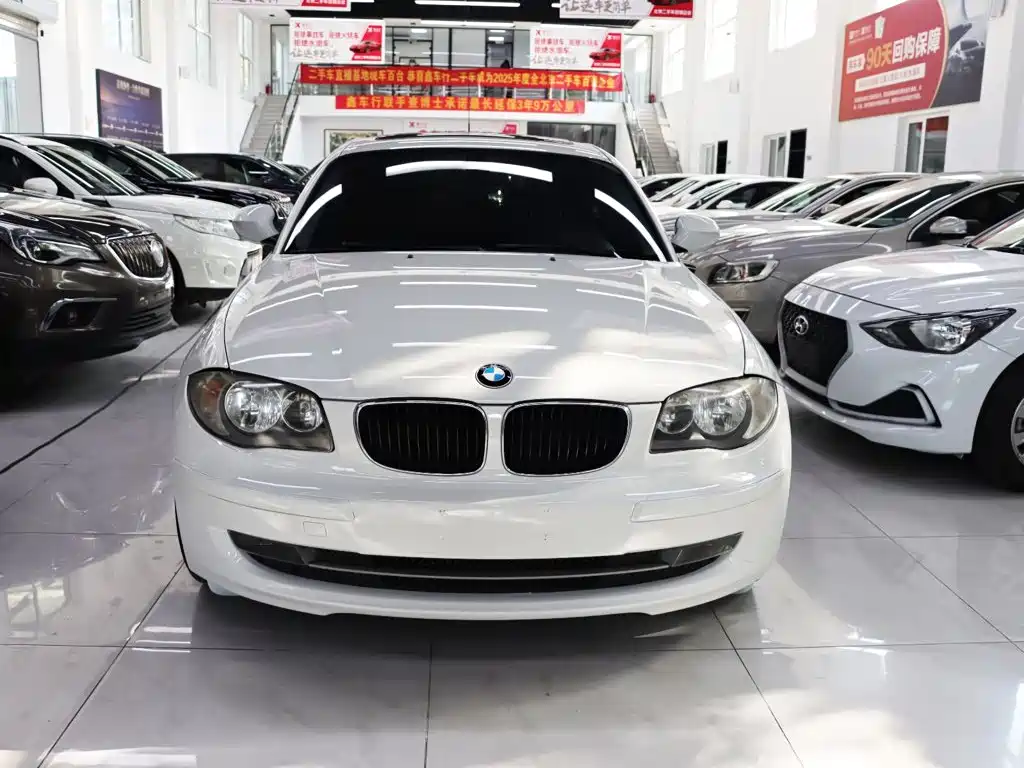 BMW 1 Series (Import) — миниатюра 2