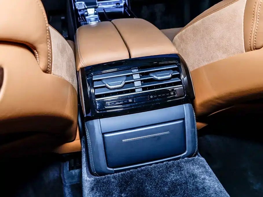Audi A8 — миниатюра 24