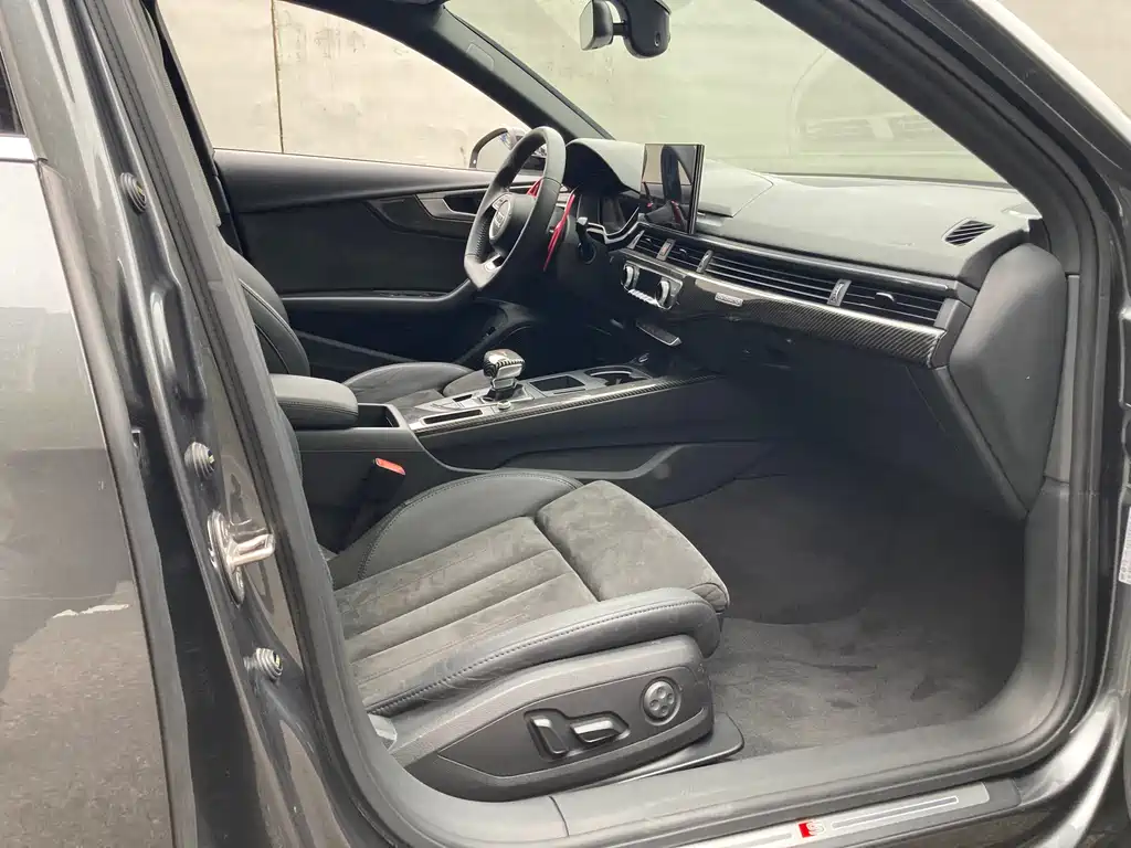 Audi A4L — миниатюра 10