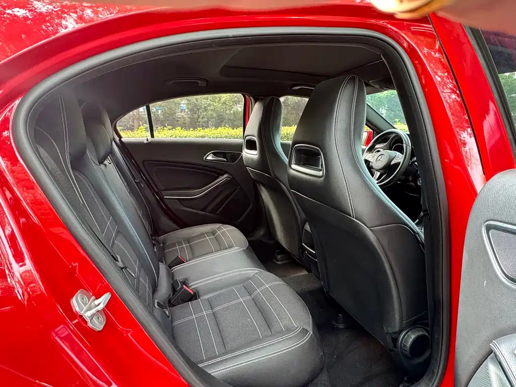 Mercedes-Benz A-Class (Import) — миниатюра 9