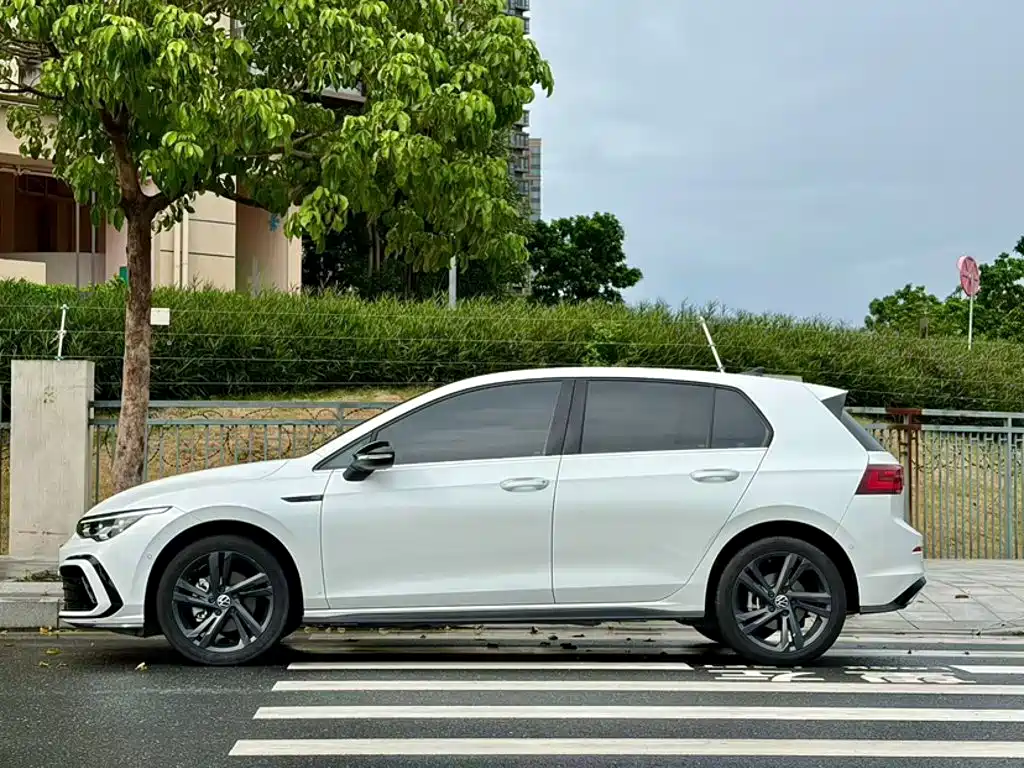 Volkswagen Golf — миниатюра 5