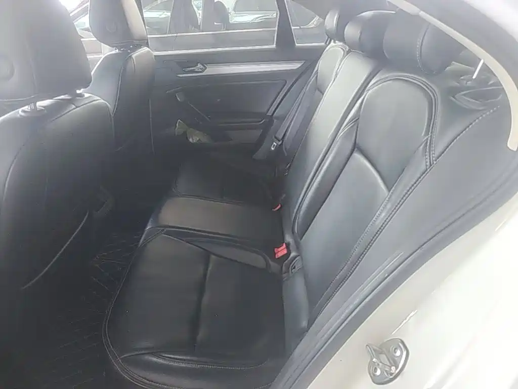 Volkswagen Lamando — миниатюра 17