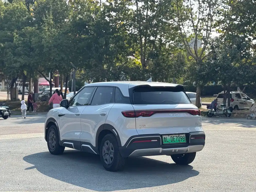 BYD Yuan UP — миниатюра 12