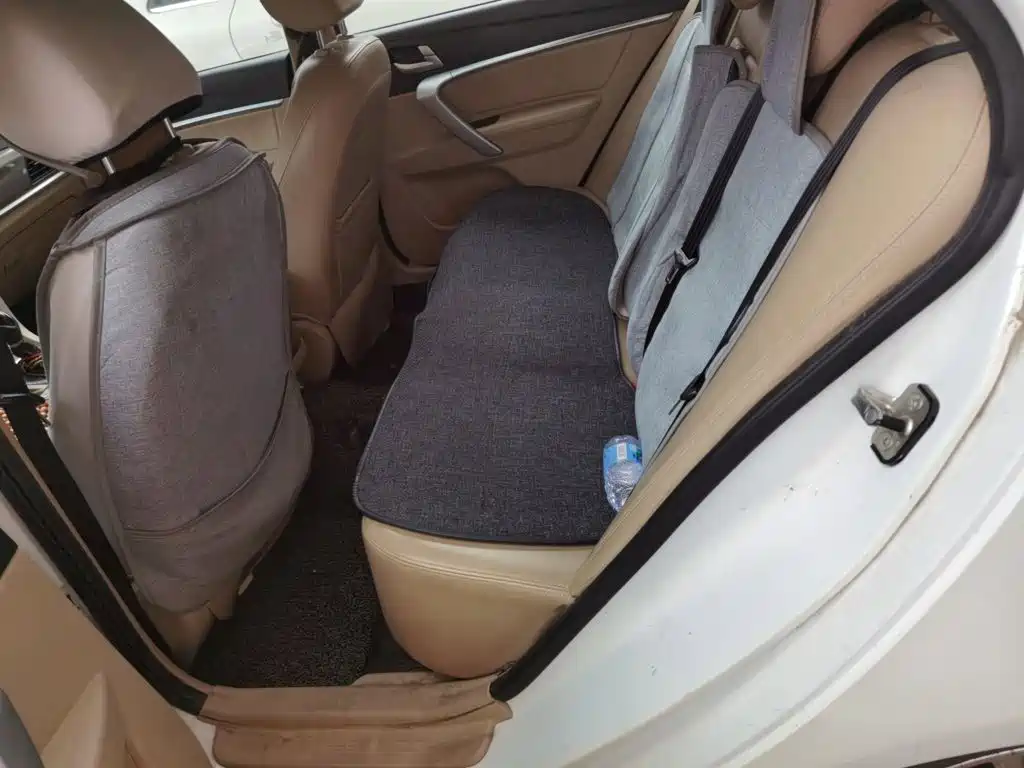 Geely Emgrand — миниатюра 13