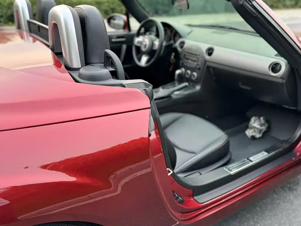 Mazda MX-5 — миниатюра 12