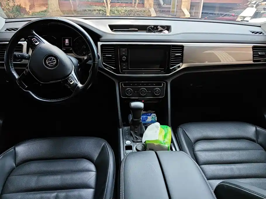 Volkswagen Teramont — миниатюра 12