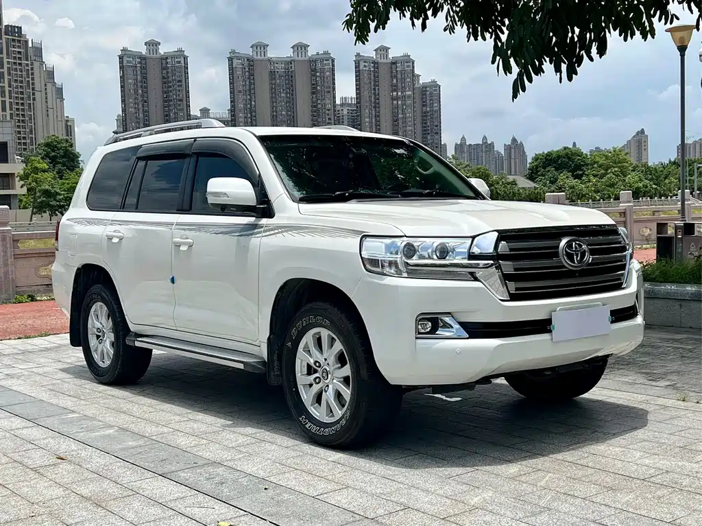 Toyota Land Cruiser — миниатюра 3